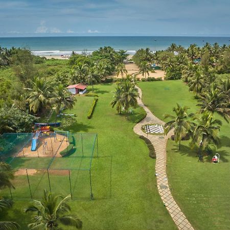 Royal Orchid Beach Resort & Spa, Utorda Beach Goa Екстер'єр фото