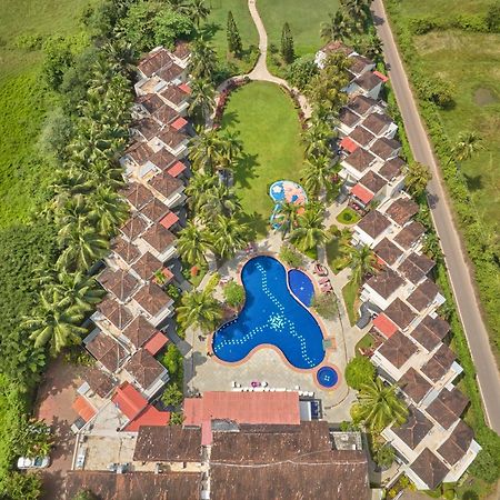 Royal Orchid Beach Resort & Spa, Utorda Beach Goa Екстер'єр фото