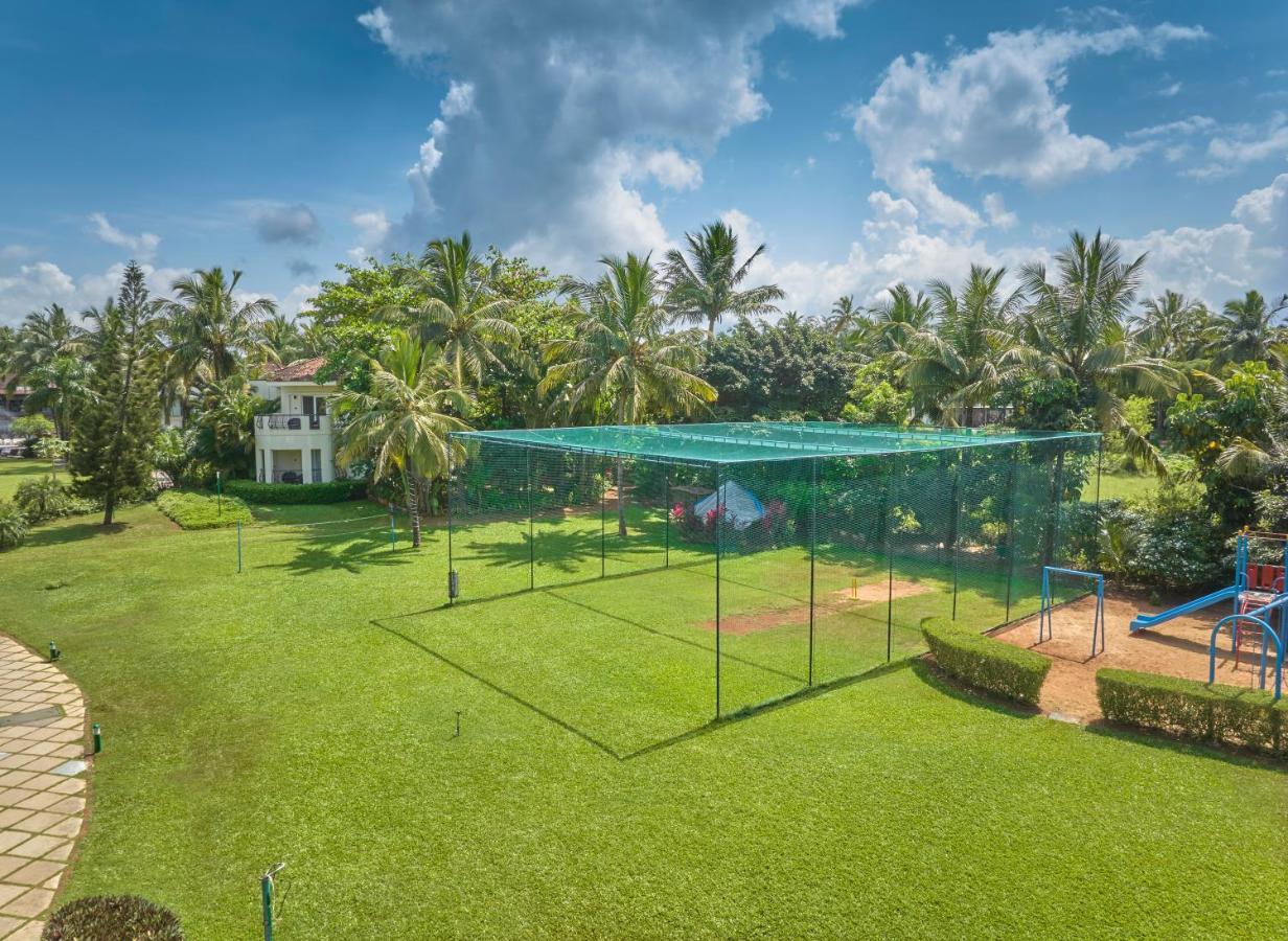 Royal Orchid Beach Resort & Spa, Utorda Beach Goa Екстер'єр фото